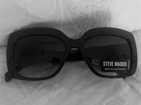 Steve Madden Sun Glasses